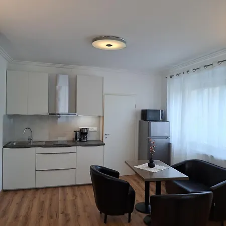 Apartma Lena 6 *